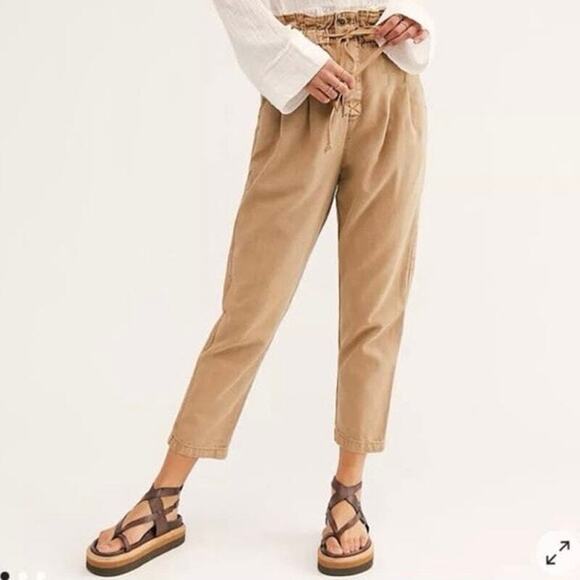 Free People Margate Tan Paper Bag Pleated Crop Pants Women's Small - Picture 1 of 7